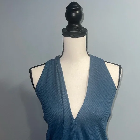 Old navy- Long tank top dress - Picture 2 of 5